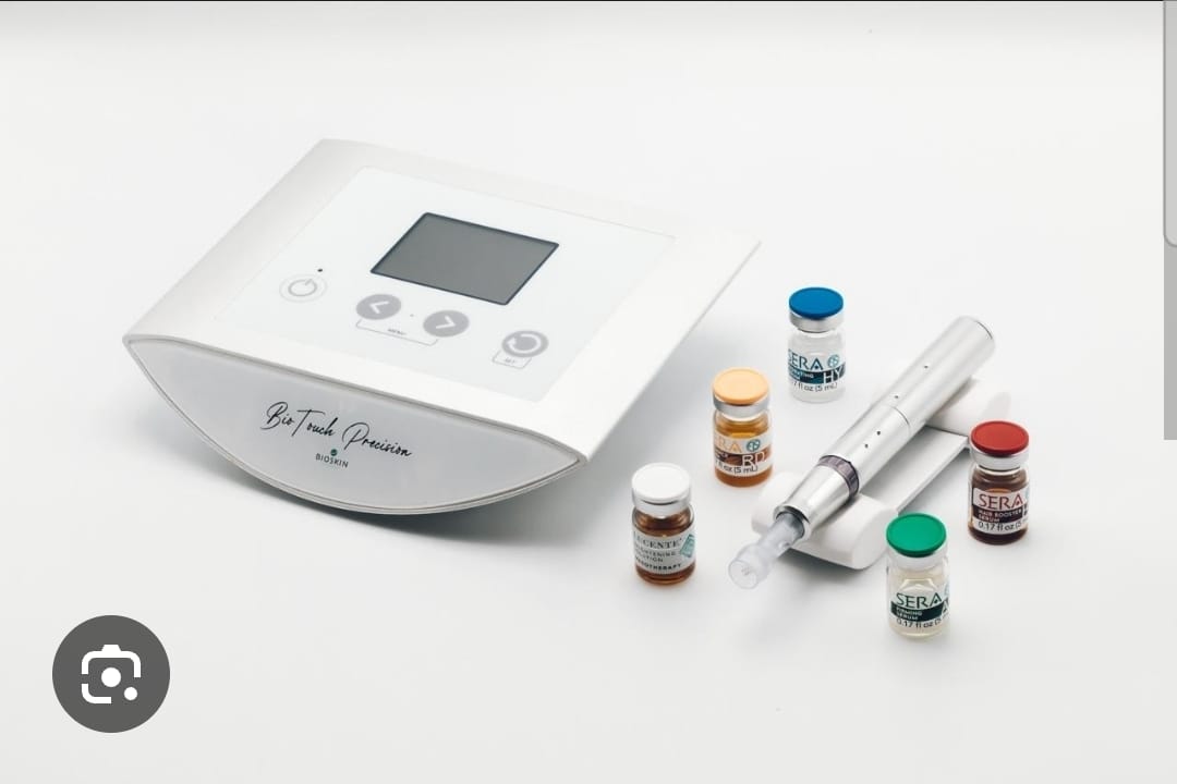 4 BioRePeelCl3 Blue + Microneedling  